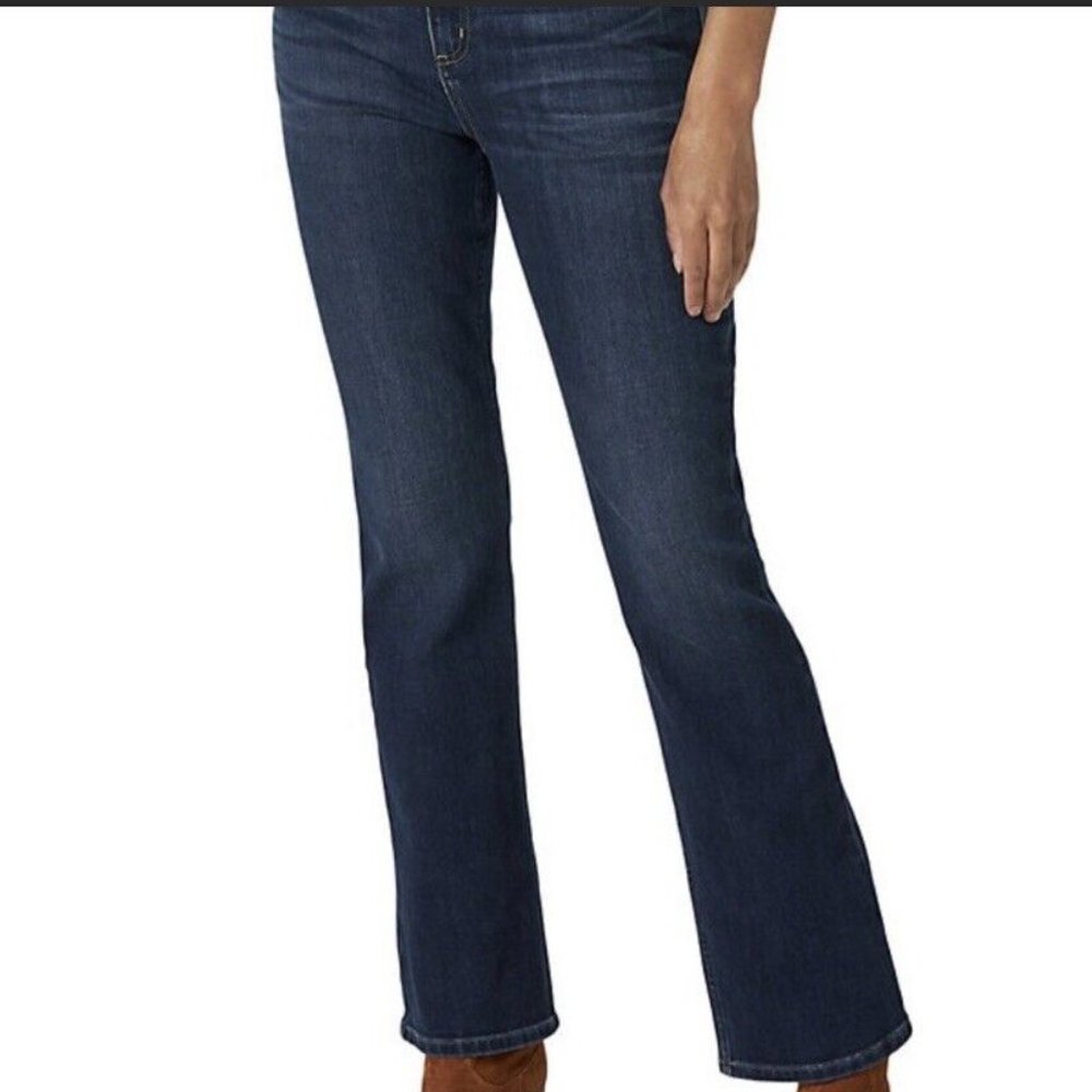 NWT Lee Women's Legendary Mid Rise Bootcut Jeans